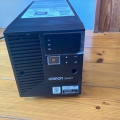 ほぼ新品 OMRON BN50TG5 UPS 無停電電源装置 停電時の熱帯魚の酸素用にもの画像