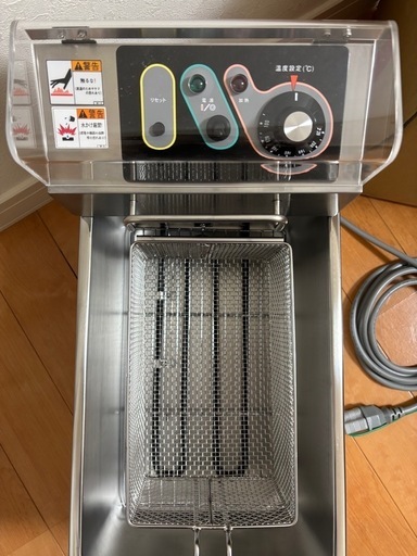 【新品未使用】マルゼン　電気ミニフライヤー