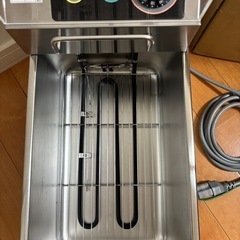 【新品未使用】マルゼン　電気ミニフライヤーの画像