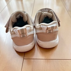 瞬足ベビースニーカー　12cmの画像