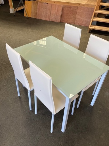 ガラストップテーブル イス4脚セット