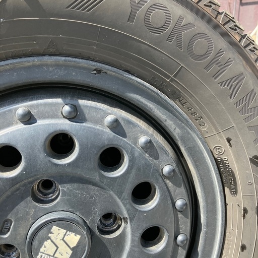 日産　NV200　195/70R14　ヨコハマスタッドレスタイヤ　ホイルXTREME-J 4穴　アルミ付き4本セット