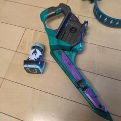 仮面ライダーリバイス DXツーサイドライバー バットバイスタンプ バンダイ

の画像