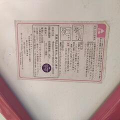 ハローキティーちゃんテーブルの画像