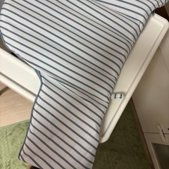 ベビーチェア　IKEA クッション付きの画像