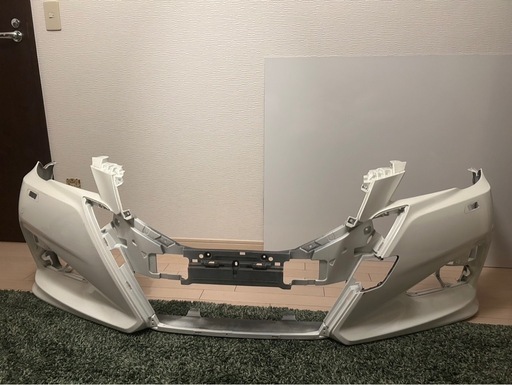 現金渡しの場合5％値引き可能！　市内配送可！　210系クラウン　アスリート　フロントバンパ　型が合えばお得！！