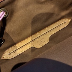 LV ヴィトン　リュックの画像