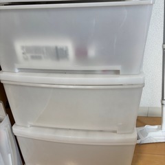 衣装ケース3段の画像