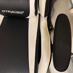 ゲーミングチェアの画像