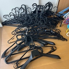 【無料】ハンガー大量の画像