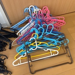 【無料】ハンガー大量の画像