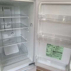 美原店 2020年製★美品 中古★東芝 170L「3段ガラス棚＆3段ドアポケット!!」耐熱ボード採用!!2ドア 冷蔵庫【GR-R17BS-W】の画像