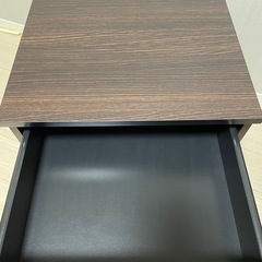 サイドテーブルの画像