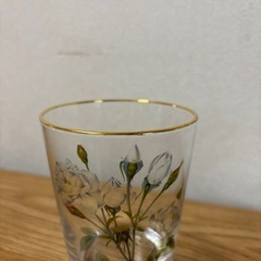 【中古品】花柄グラス　5個セットの画像