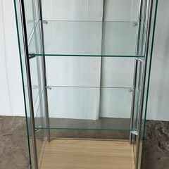 ショーケース　高さ120㎝　幅43㎝　奥行37㎝　コレクションケース　ガラス　お近くなら無料配達いたしますの画像
