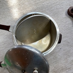 無水調理鍋　蒸し物も可能鍋　の画像