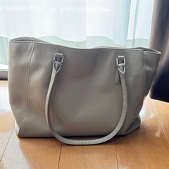 ビジネスバッグ　ベージュの画像