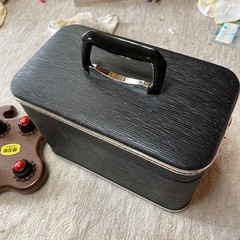 化粧道具ケース　しっかりした作り　鏡ありの画像
