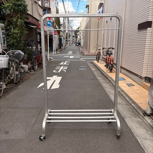 ヴィンテージ風　アルミ軽量ハンガーラック　