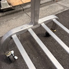 ヴィンテージ風　アルミ軽量ハンガーラック　の画像