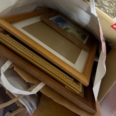 額縁　写真立て　６個セットの画像