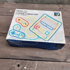 （寿康）
箱付きスーパーファミコンの画像