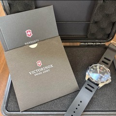 VICTORINOX Swiss Army 腕時計 ブラック　スナップオンの画像