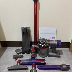 スタンド付きDyson V8 Slim Fluffy+ 掃除機の画像