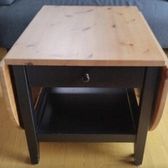 IKEAバタフライテーブルの画像