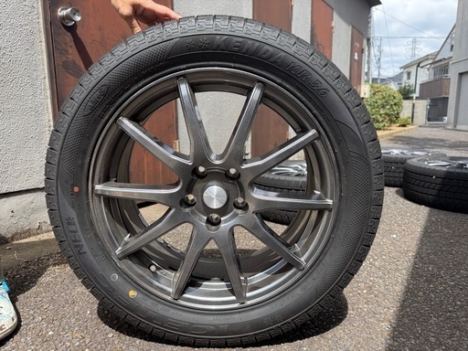 【超美品】スタッドレスタイヤ 235/50R/18インチ&アルミホイール(ガンメタ)&ナットセット　<引取りか着払い限定>