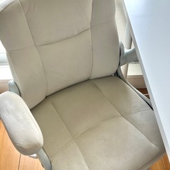 IKEAテーブル・ヤマソロ椅子チェアの画像