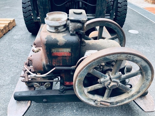 古い発動機