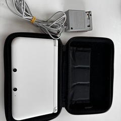 ニンテンドー3DSLLの画像
