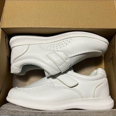 ナースシューズ24cmの画像