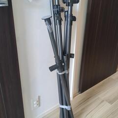 ハンガーラック　伸縮型突っ張り式の画像