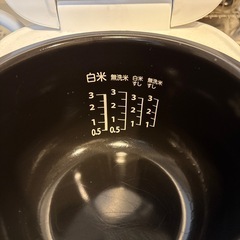 炊飯器 TOSHIBA 白 3合の画像
