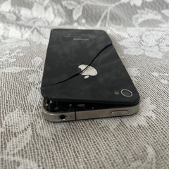 【ジャンク品】iPhone4 本体のみ　ブラック　32Gの画像