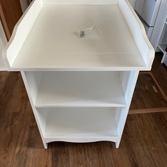 おむつ替え台　IKEA　ベビー用品　の画像