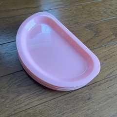 【9月11.12日引取できる方のみ】プラスチック皿　6枚まとめての画像