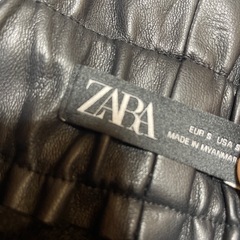 ZARA レザー風スカート　Sサイズの画像