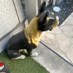 犬の置物の画像