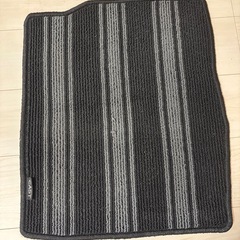 ダイハツキャストフロアマットの画像