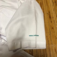 大阪学芸高校のシャツの画像