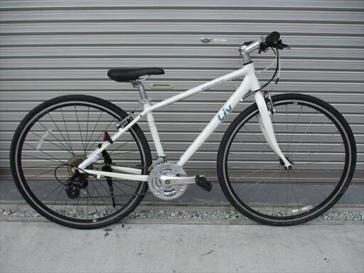E484★　29800円★整備済み スポーツ中古自転車 GIANT　エスケープ　LIV　ホワイト　XS【クロスバイク】