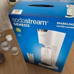 ソーダストリーム本体　ボトル3本の画像