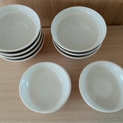どんぶり　蓋付きの画像