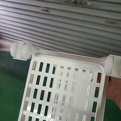 4段バスケット収納の画像