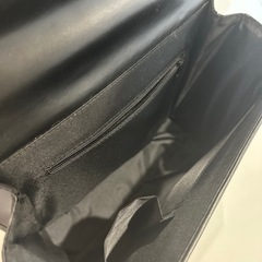 美品　冠婚葬祭に　高級感のあるハンドバッグの画像