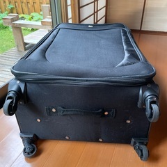 スーツケースの画像