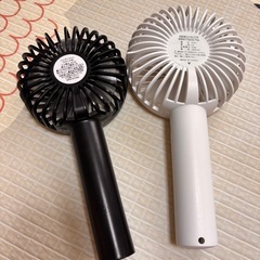 ハンディ扇風機2個の画像